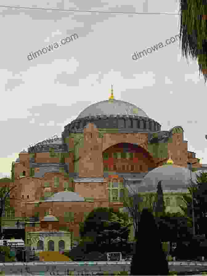 The Iconic Dome Of The Hagia Sophia Istanbul: 72 Hours In Istanbul A Smart Swift Guide To Delicious Food Great Rooms What To Do In Istanbul Turkey (Trip Planner Guides 1)
